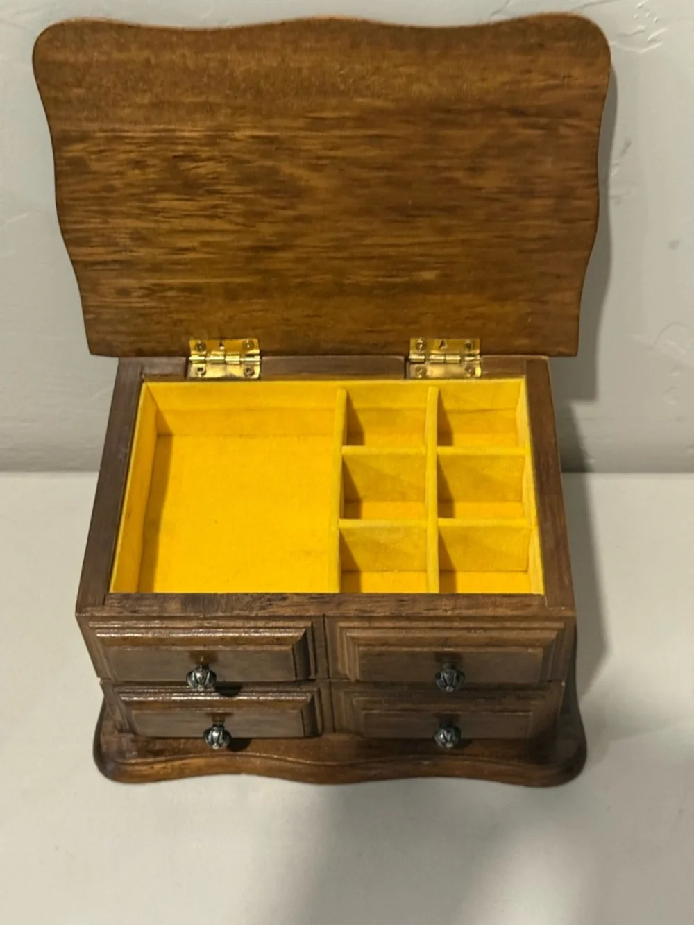 Vintage Avon Decorators Jewelry Chest 1978 Wood w/ Drawer & Velvet Lining